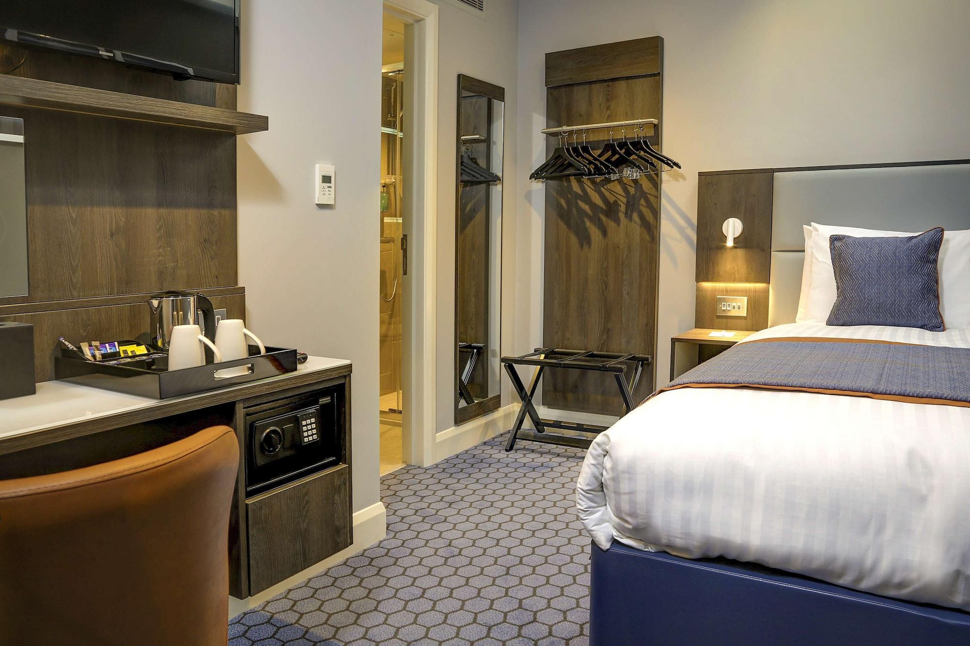 Best Western Plus Vauxhall Hotel London Bagian luar foto