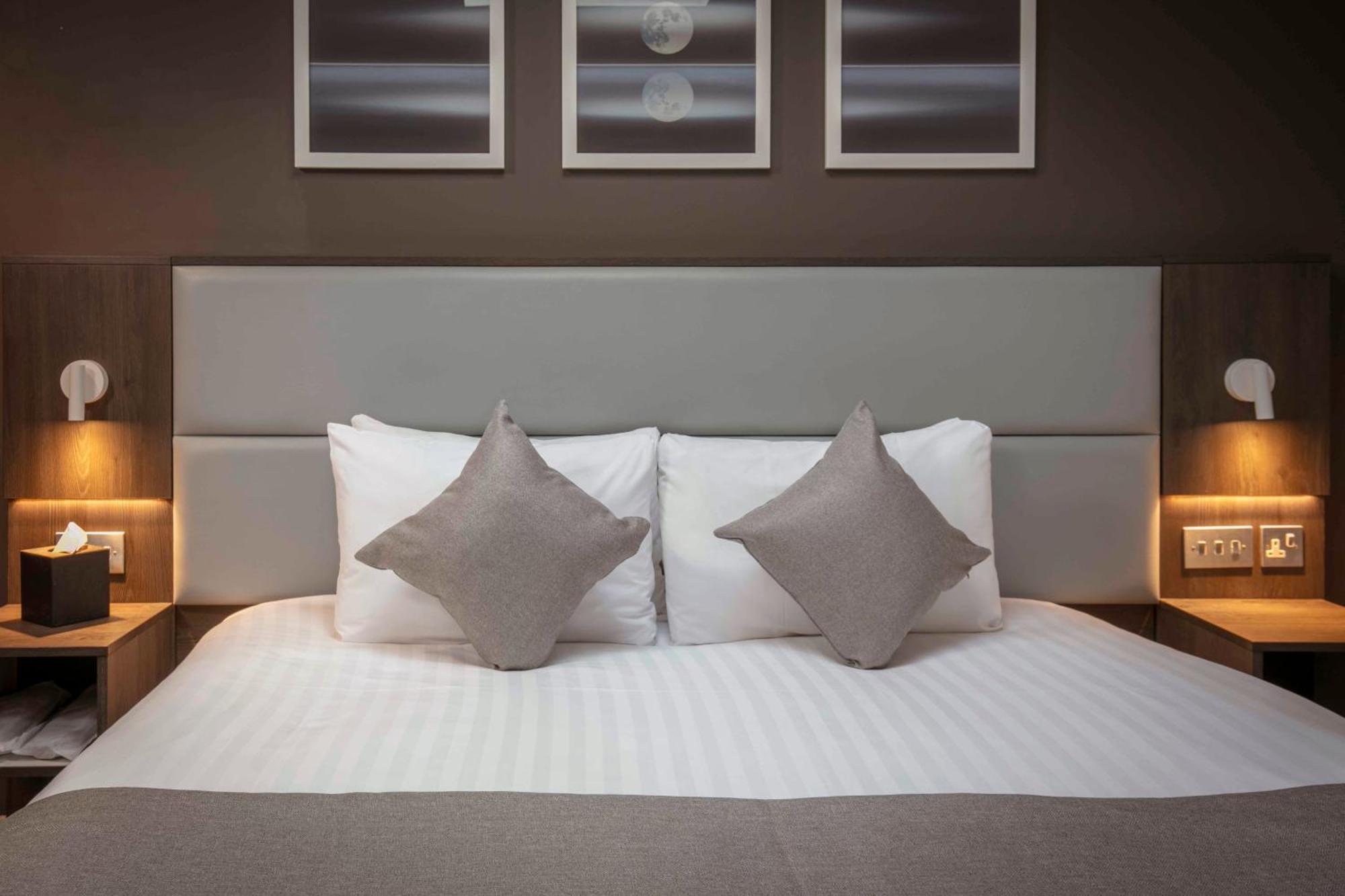 Best Western Plus Vauxhall Hotel London Bagian luar foto