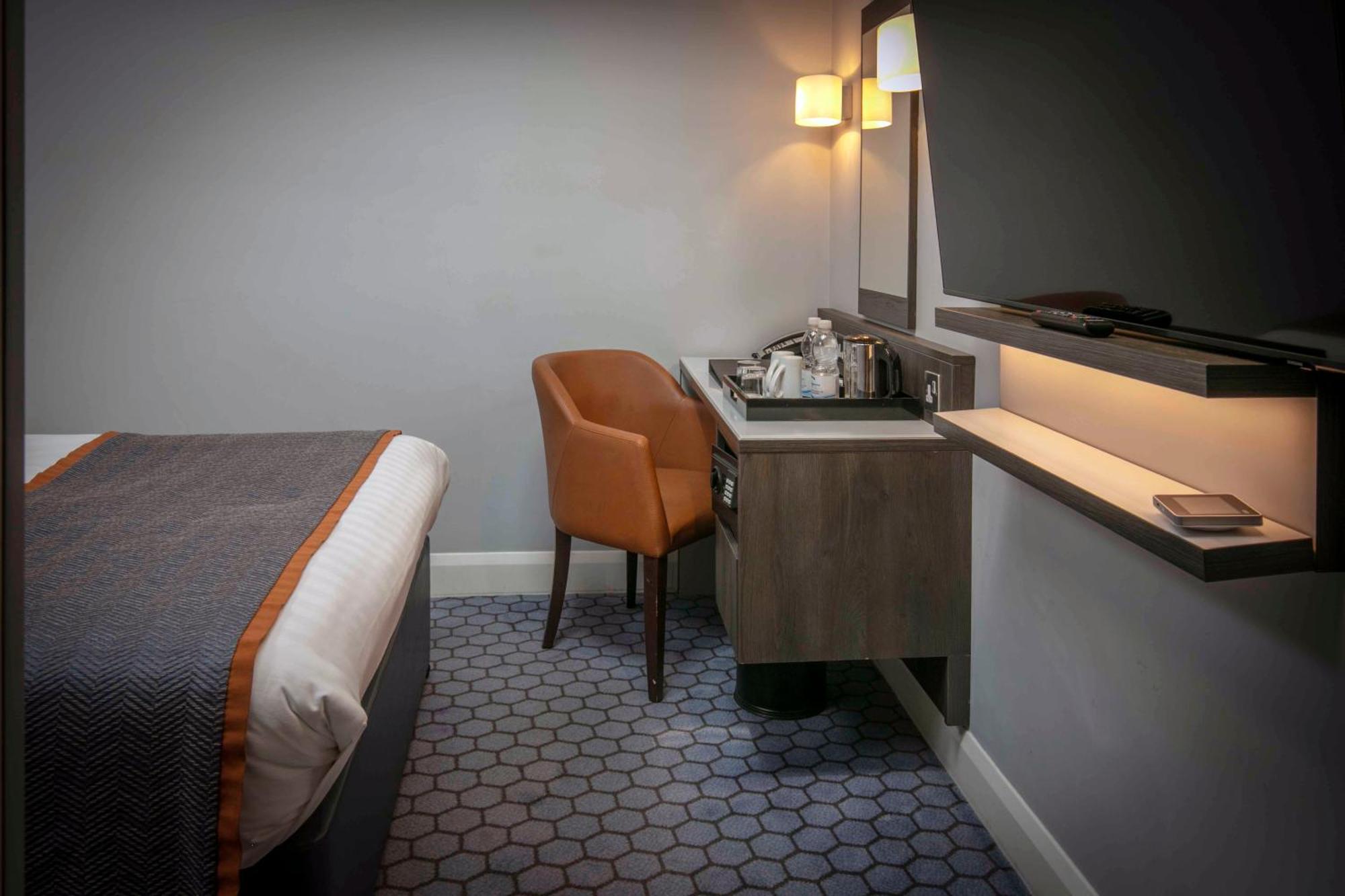 Best Western Plus Vauxhall Hotel London Bagian luar foto